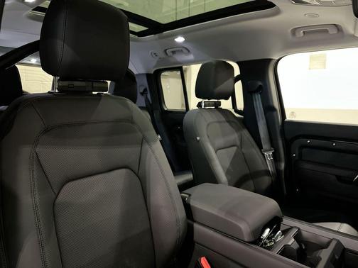 2026 Land Rover Defender 130 S