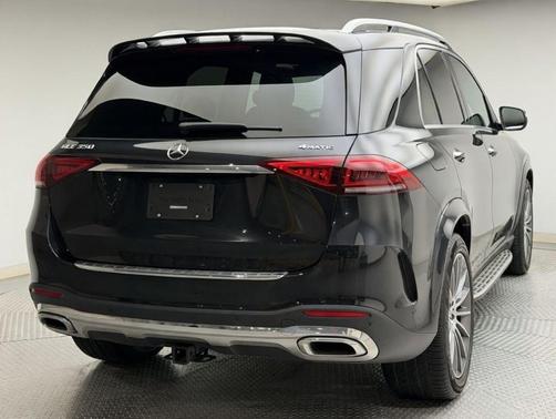 2022 Mercedes-Benz GLE 350 Base 4MATIC
