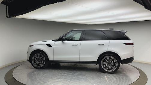 Fuji White 2024 Land Rover Range Rover Sport SE