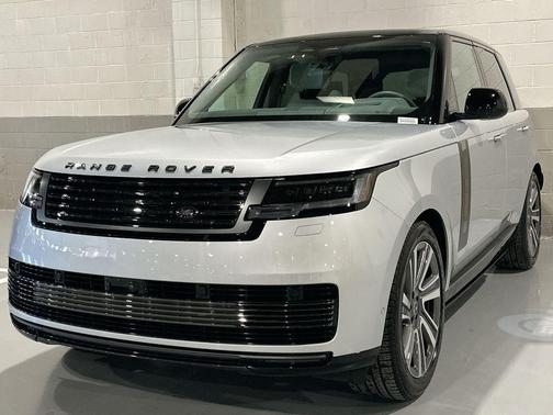 2025 Land Rover Range Rover P615 SV