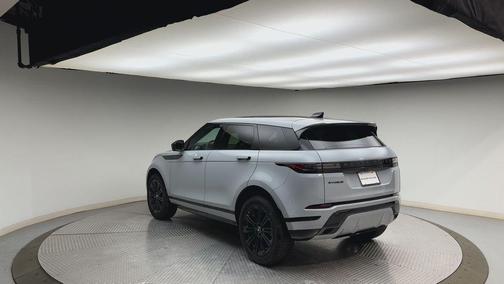 2026 Land Rover Range Rover Evoque Dynamic SE