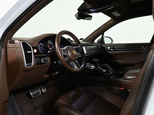 2022 Porsche Cayenne GTS