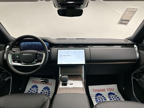 2025 Land Rover Range Rover P400 SE 7 Seat