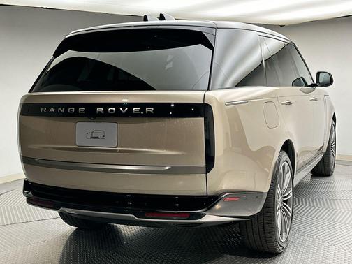 2024 Land Rover Range Rover P400 SE