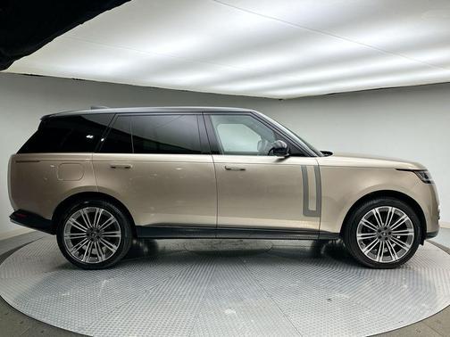 2024 Land Rover Range Rover P400 SE