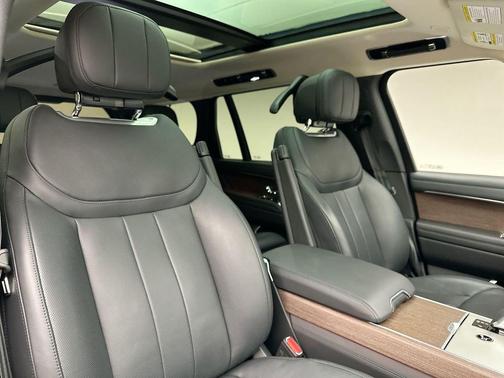 2024 Land Rover Range Rover P400 SE