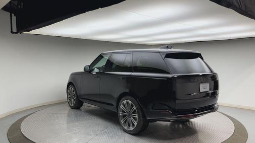 2026 Land Rover Range Rover P400 SE