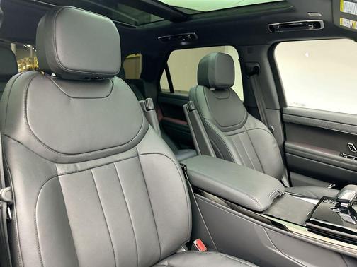 2025 Land Rover Range Rover Sport P360 S