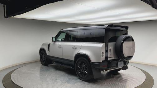 Borasco Grey 2026 Land Rover Defender P300 S