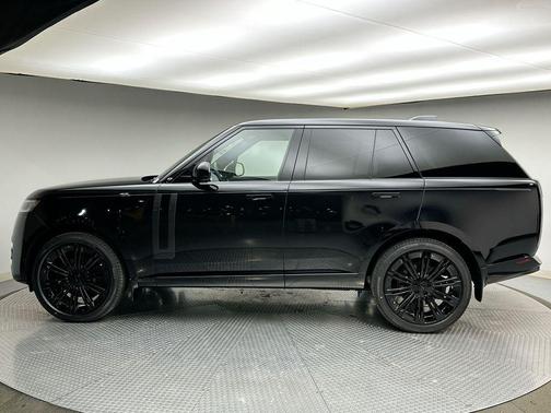 2026 Land Rover Range Rover P400 SE