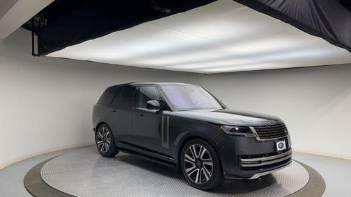 Carpathian Grey 2023 Land Rover Range Rover P400 SE