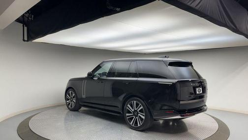 2023 Land Rover Range Rover P530 SE