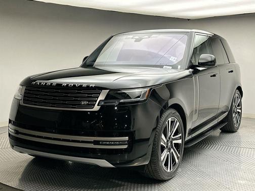 2023 Land Rover Range Rover P530 SE