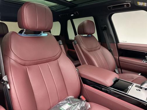 Carpathian Gray Premium Metallic 2026 Land Rover Range Rover SE