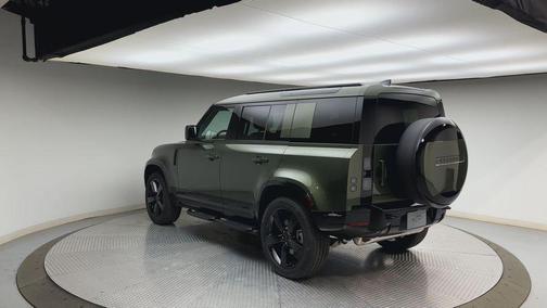 Woolstone Green 2026 Land Rover Defender P400 X-Dynamic SE