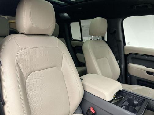 2023 Land Rover Defender 110 S
