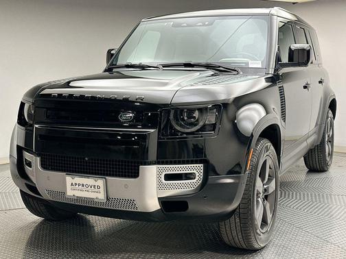 2023 Land Rover Defender 110 S