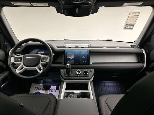 2025 Land Rover Defender 110 P300