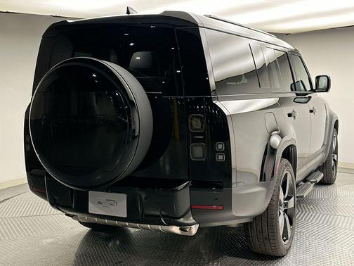 2026 Land Rover Defender S