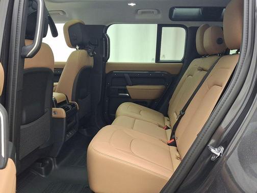 Carpathian Grey 2026 Land Rover Defender P400 X-Dynamic SE