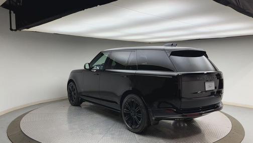 Santorini Black 2026 Land Rover Range Rover AUTOBIOGRAPHY