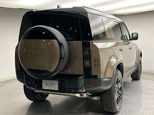 2026 Land Rover Defender S