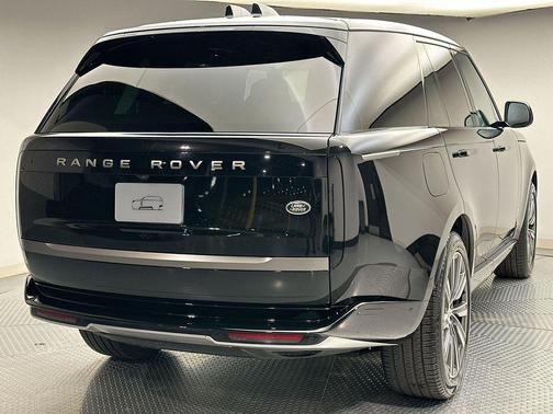 2023 Land Rover Range Rover P400 SE