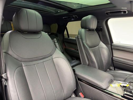 2023 Land Rover Range Rover Sport SE