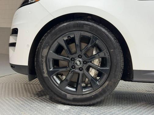 2023 Land Rover Range Rover Sport SE