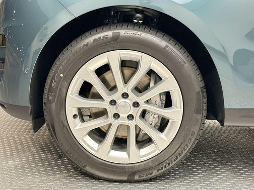 2025 Land Rover Range Rover Sport P360 S