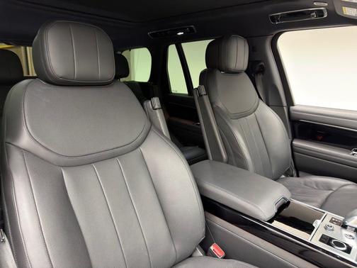 2023 Land Rover Range Rover P400 SE