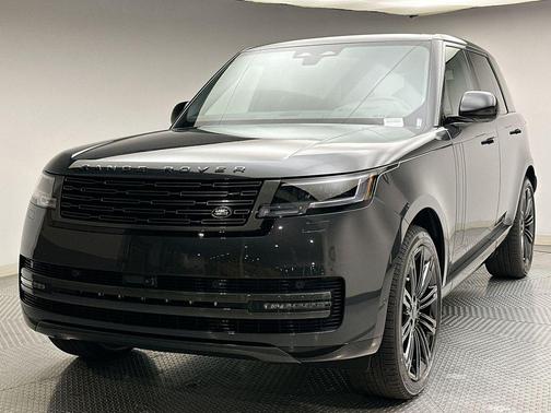 Carpathian Grey 2026 Land Rover Range Rover P400 SE