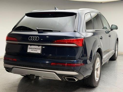 2025 Audi Q7 45 Premium
