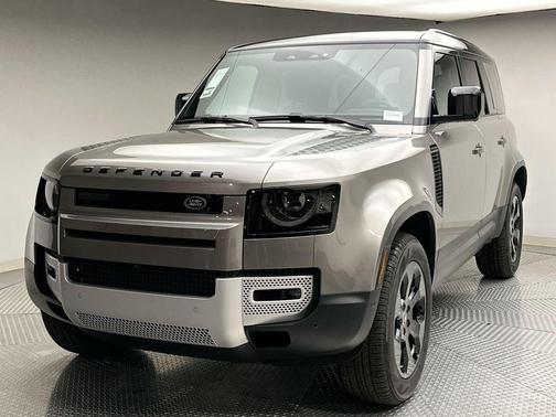 2025 Land Rover Defender 110 P400 S