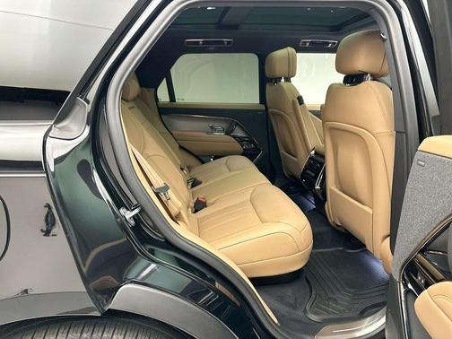 Santorini Black 2025 Land Rover Range Rover Sport P360 SE