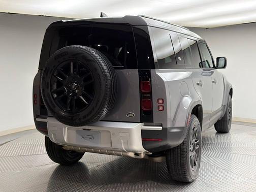 2023 Land Rover Defender 110 S