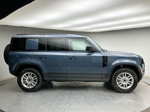 2026 Land Rover Defender P300 S