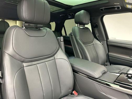 Firenze Red 2025 Land Rover Range Rover Sport P400 Dynamic SE