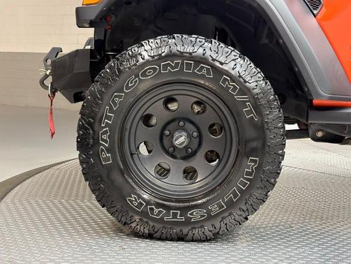 2020 Jeep Wrangler Unlimited Willys 4X4