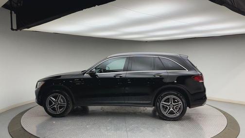 Black 2022 Mercedes-Benz GLC 300 Base 4MATIC