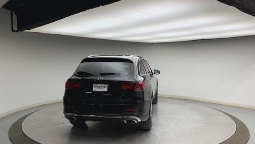 Black 2022 Mercedes-Benz GLC 300 Base 4MATIC