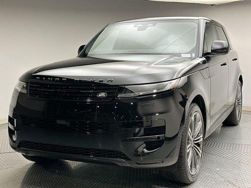 2026 Land Rover Range Rover Sport SE