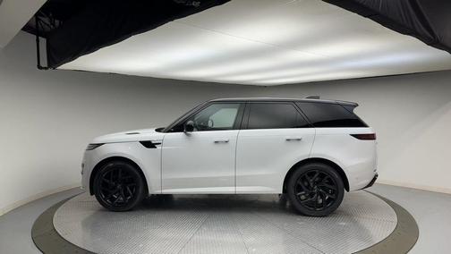Fuji White 2023 Land Rover Range Rover Sport SE Dynamic