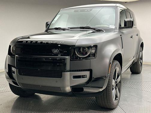 2026 Land Rover Defender 110 V8