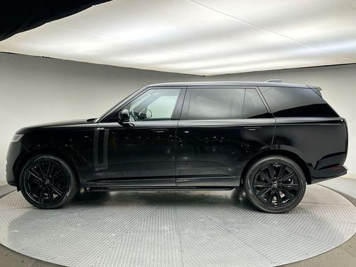 2025 Land Rover Range Rover P530 Autobiography