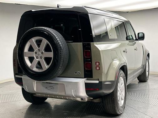 2021 Land Rover Defender 110 S