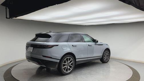 2026 Land Rover Range Rover Velar P250 Dynamic SE