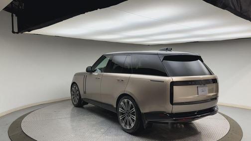 2026 Land Rover Range Rover P400 SE
