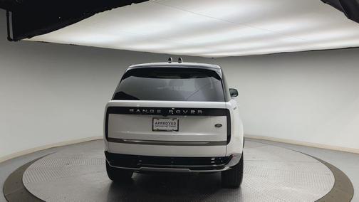 Fuji White 2023 Land Rover Range Rover P530 SE
