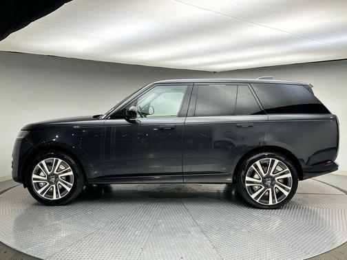 2023 Land Rover Range Rover P400 SE